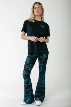Broeken*Colourful Rebel Animal Mesh Flare Pants | Storm green Stormgreen