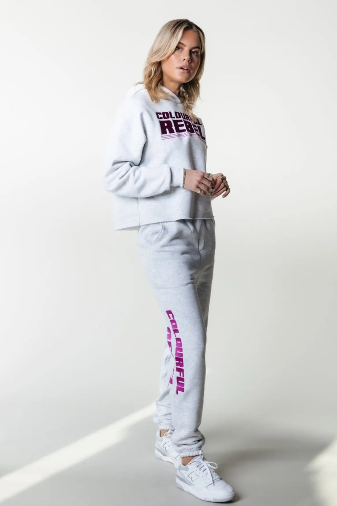 Broeken*Colourful Rebel Joelle Logo Jogger Pants | Light grey melange Lightgreymelange