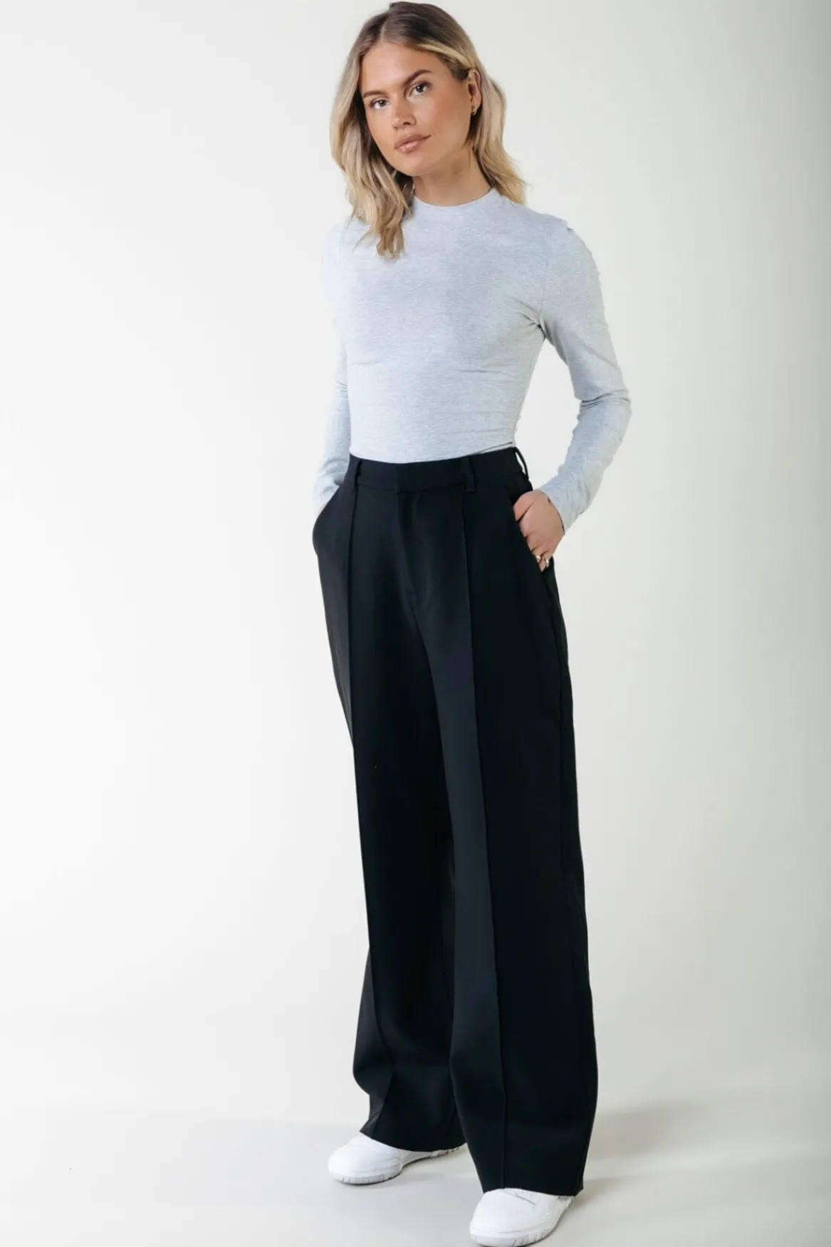 Pakken*Colourful Rebel Rus Straight Pants | Black